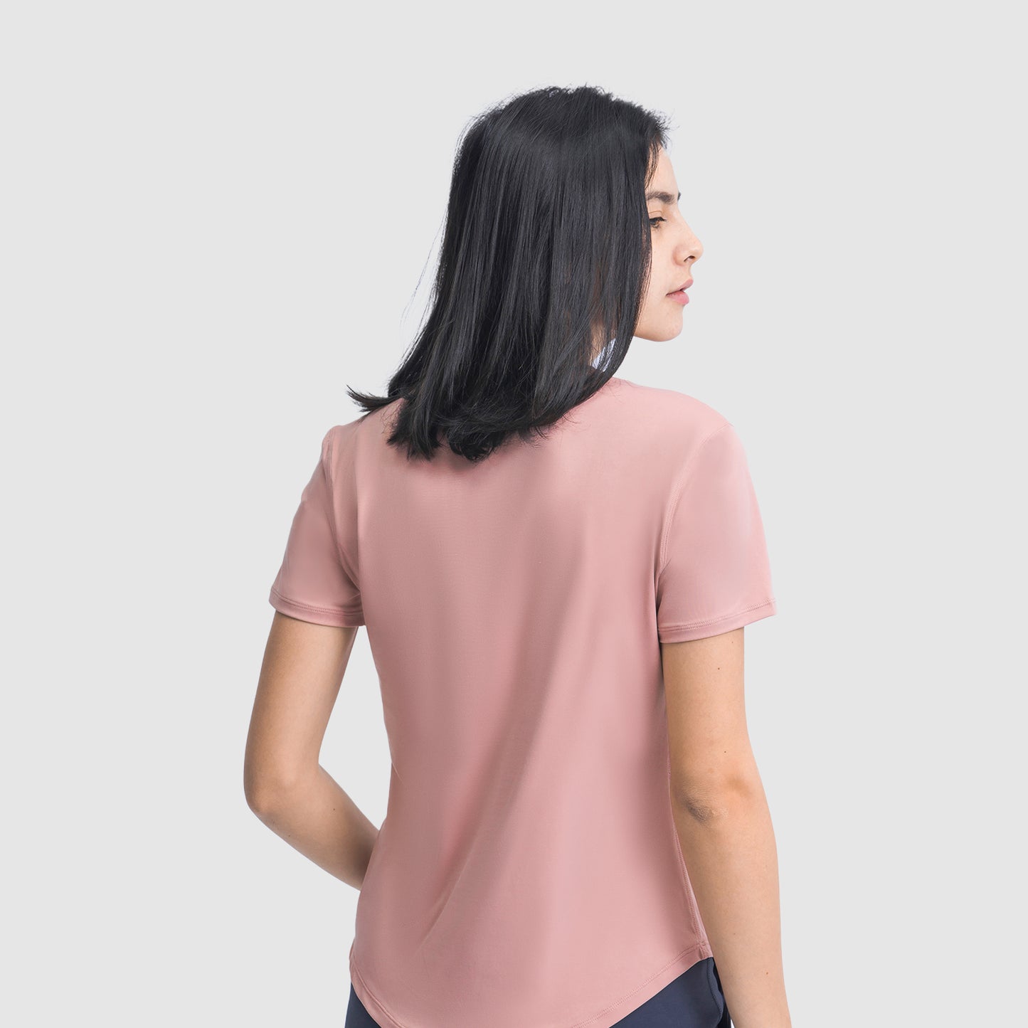 Short Sleeve Top with newme Logo in 3 Color