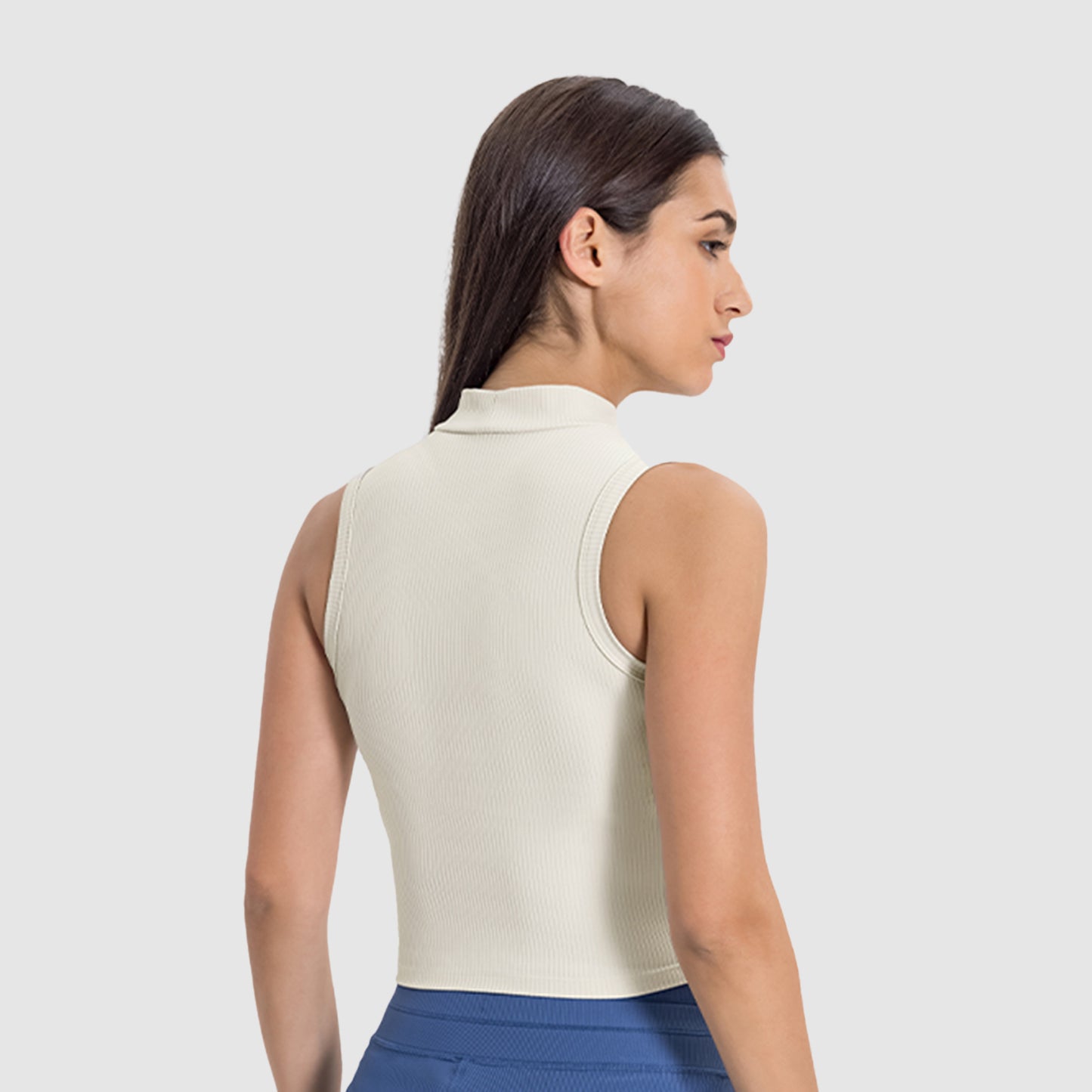 High Neck Cool Material Top in 4 Color
