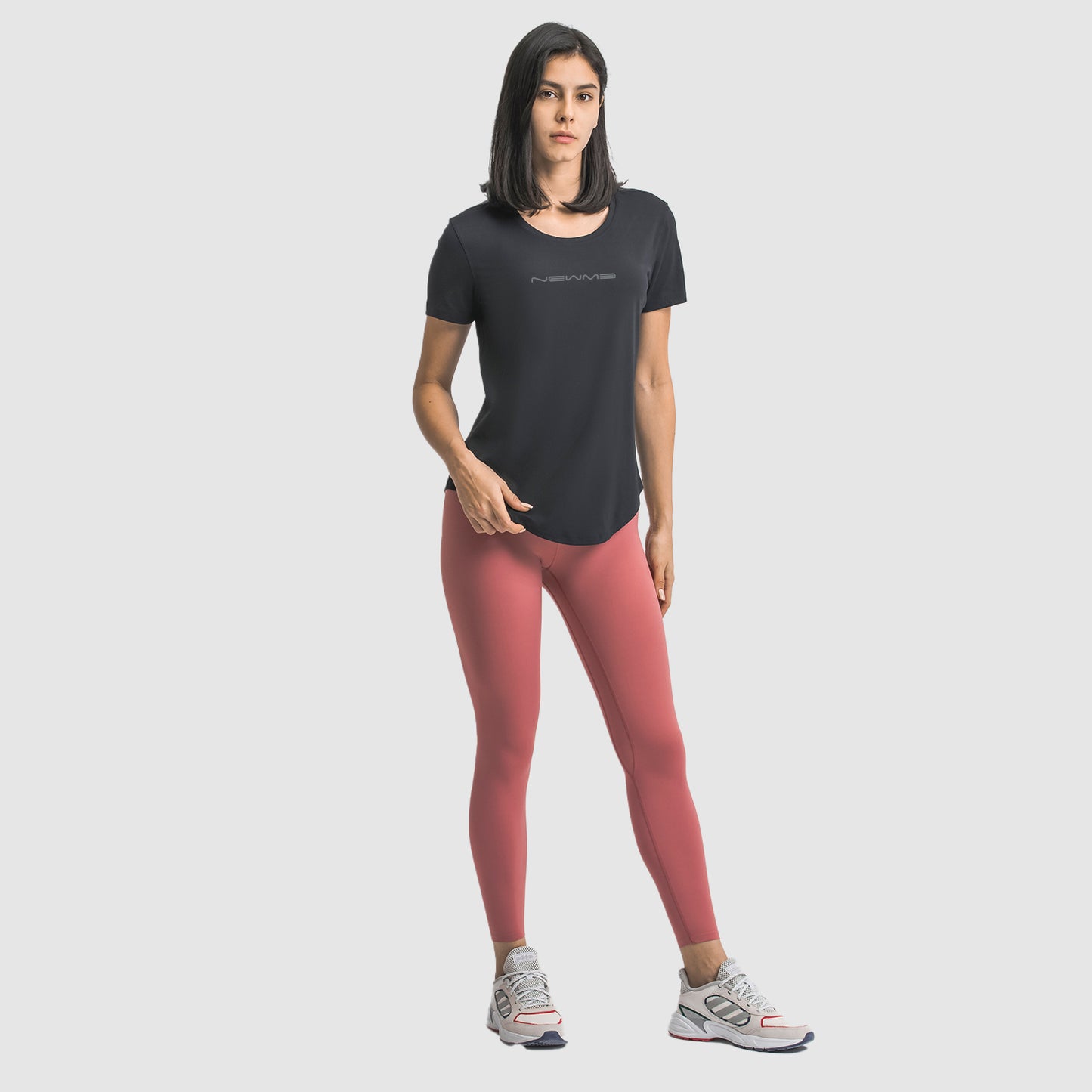 Short Sleeve Top with newme Logo in 3 Color