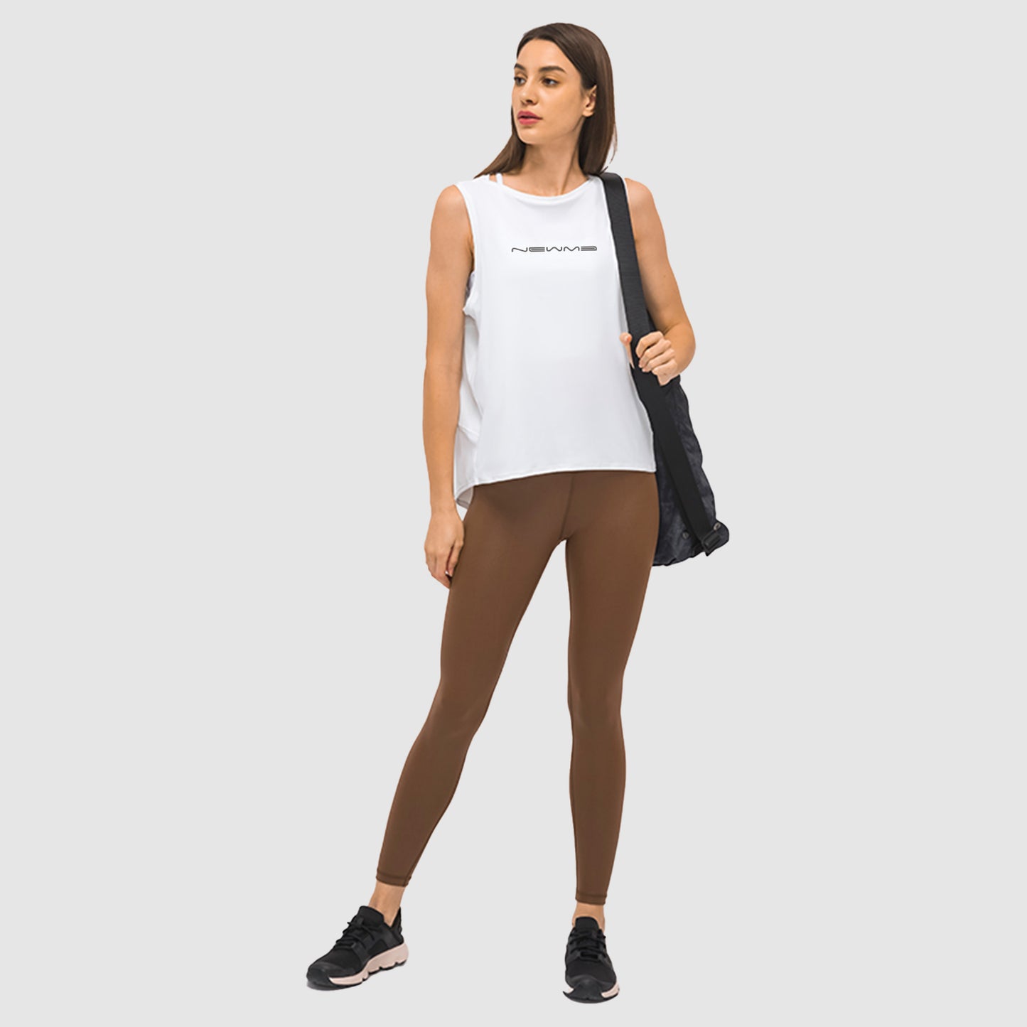 NonSleeve Top with newme Logo in 2 Color