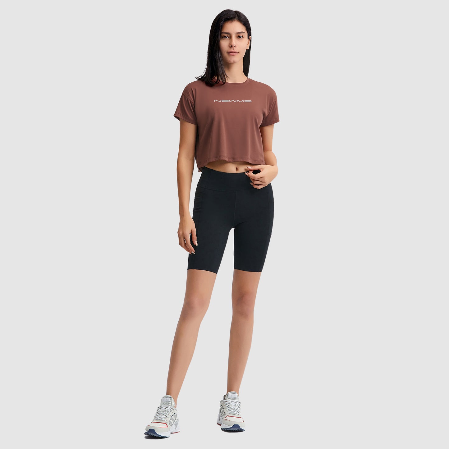 Short Top with newme Logo in 4 Color
