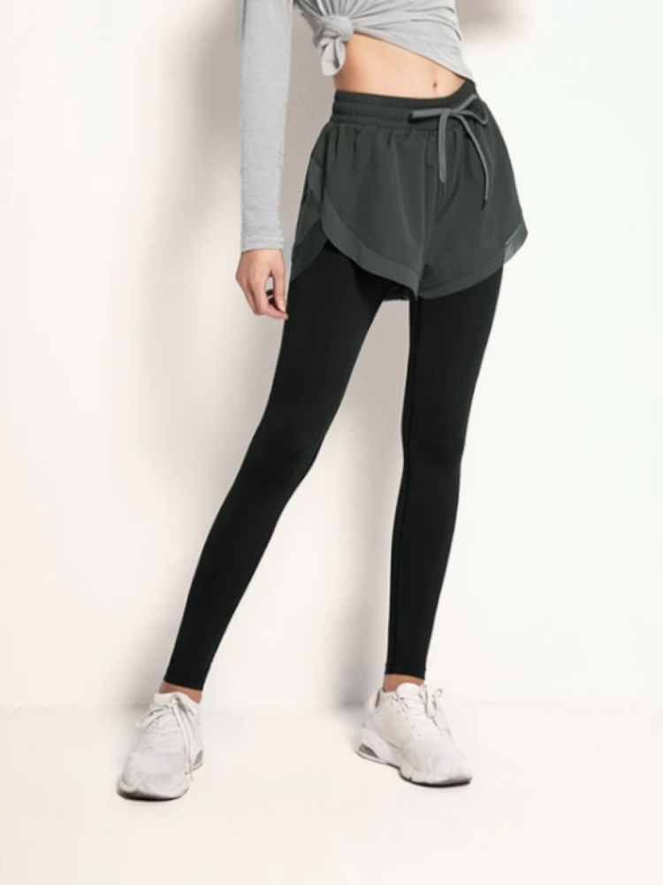 ショートパンツ一体型レギンス