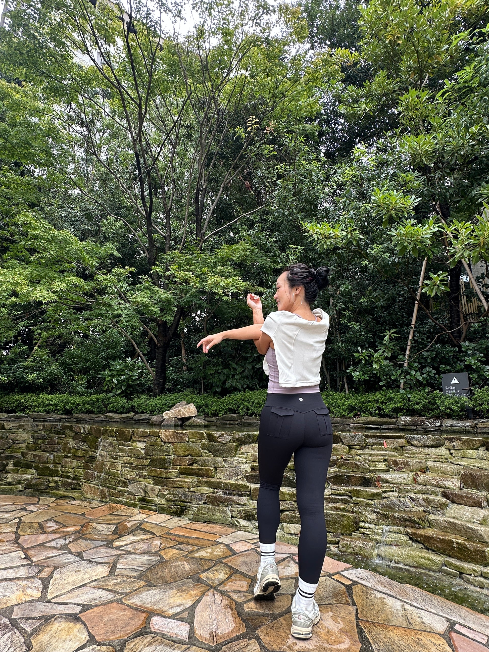 ポケット付きレギンス_ブラック