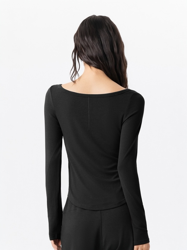 スムースタッチレーヨンTシャツ_ブラック