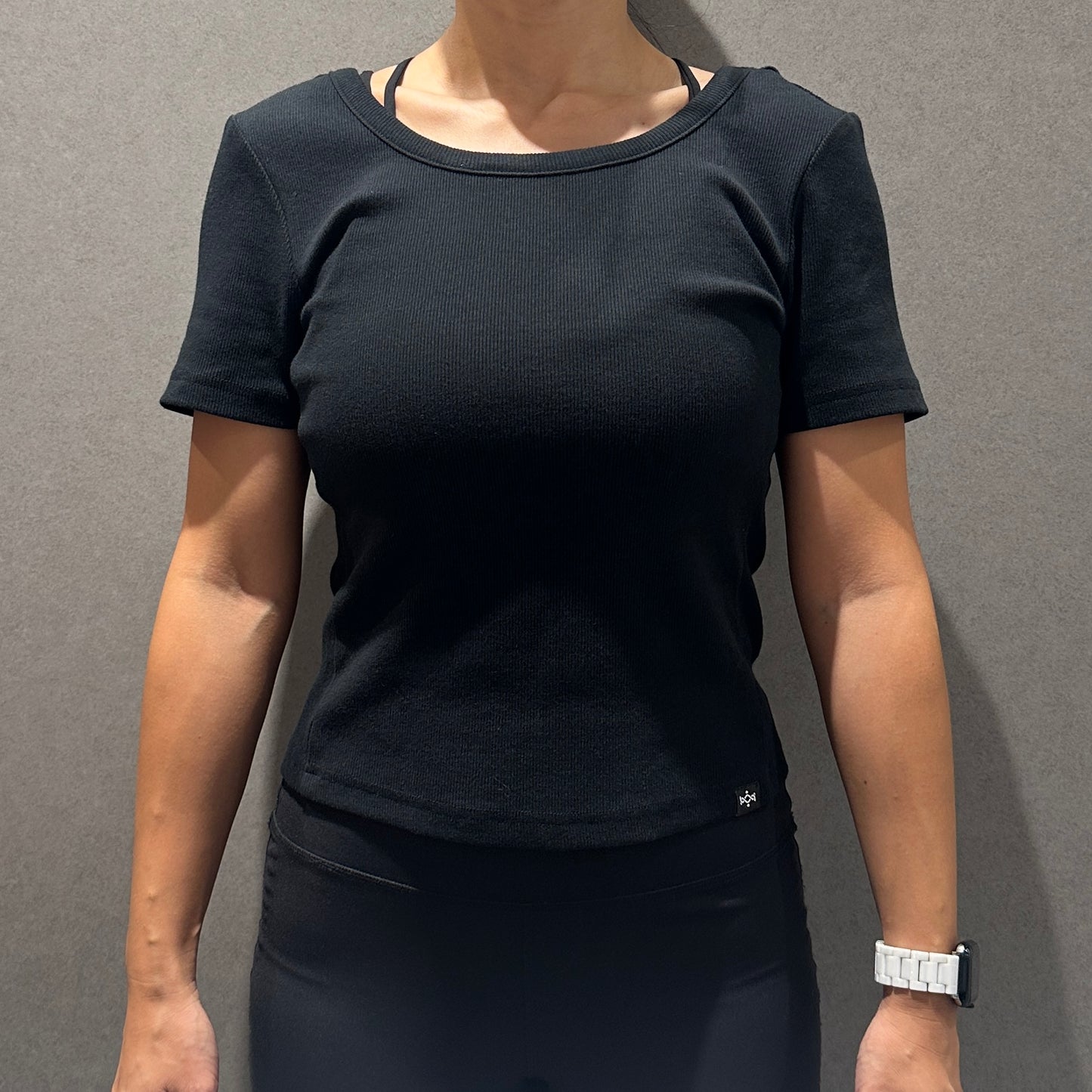 ワイドネックTシャツ_ブラック