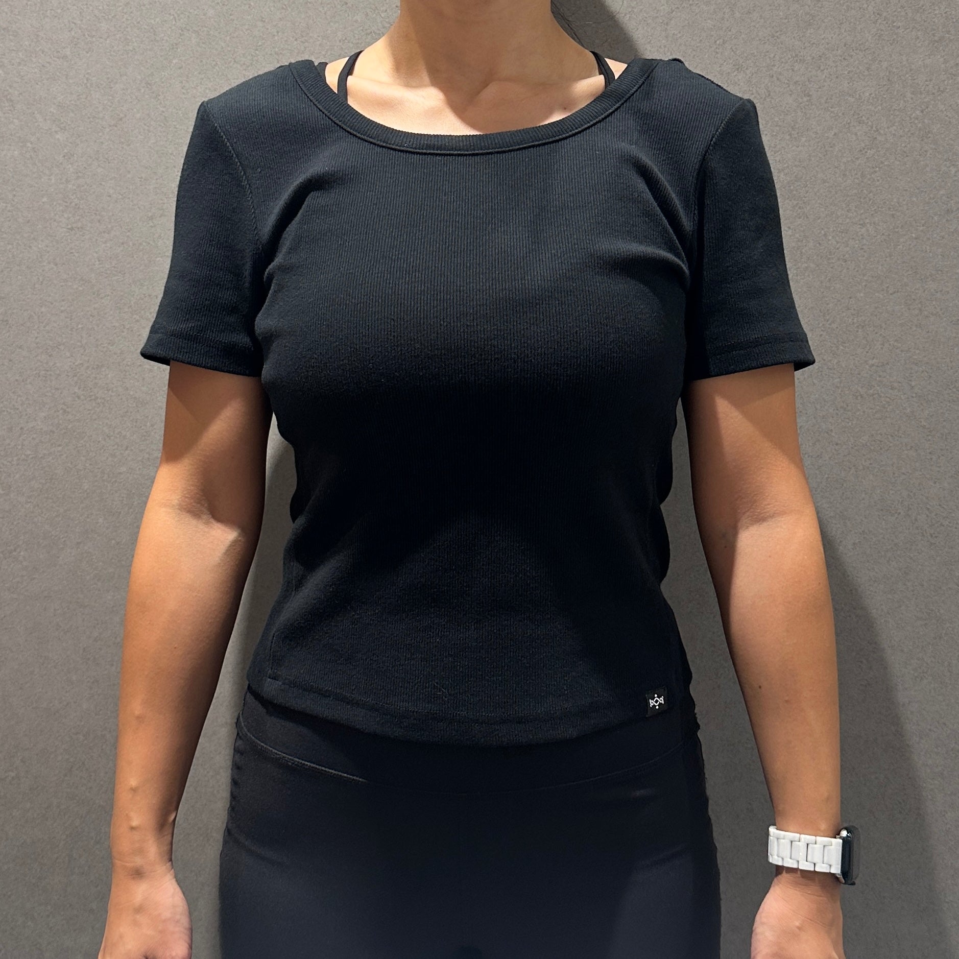 ワイドネックTシャツ_ブラック